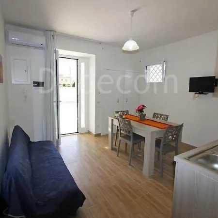 Made In Salento - Lu Mare Daire Torre San Giovanni Ugento